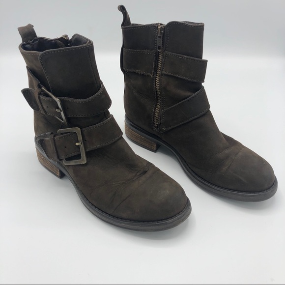 Steve Madden Shoes - Steve Madden Dyson Leather Boots Buckle